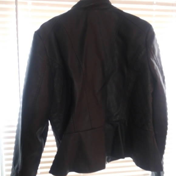 Baccini size large grey faux leather moto jacket - Picture 5 of 5
